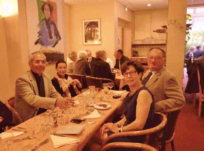 2_P1010178 (Balvay).jpg - Les tables...